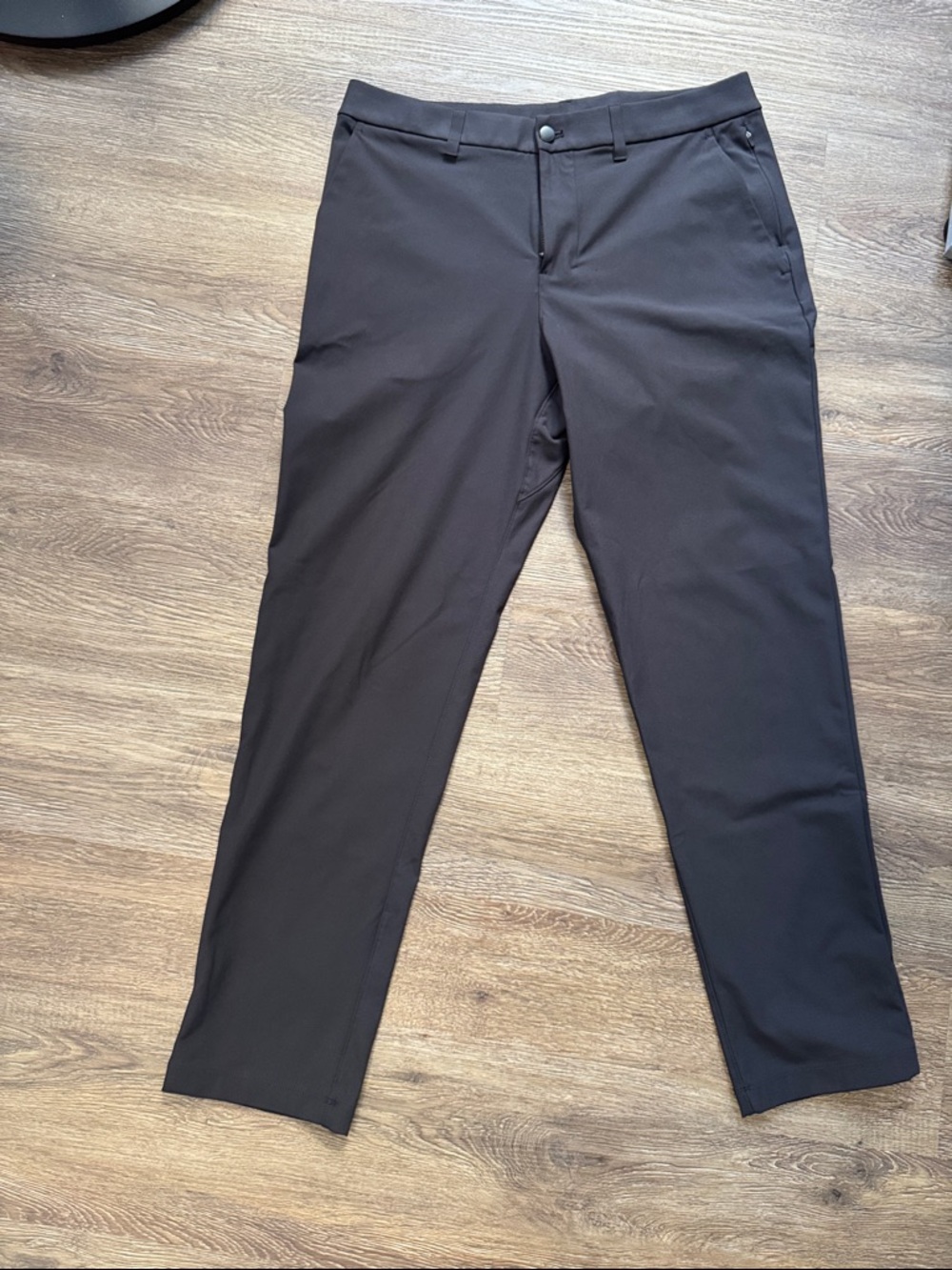 lululemon athletica Men's Black ABC classic Fit chinos 33/32